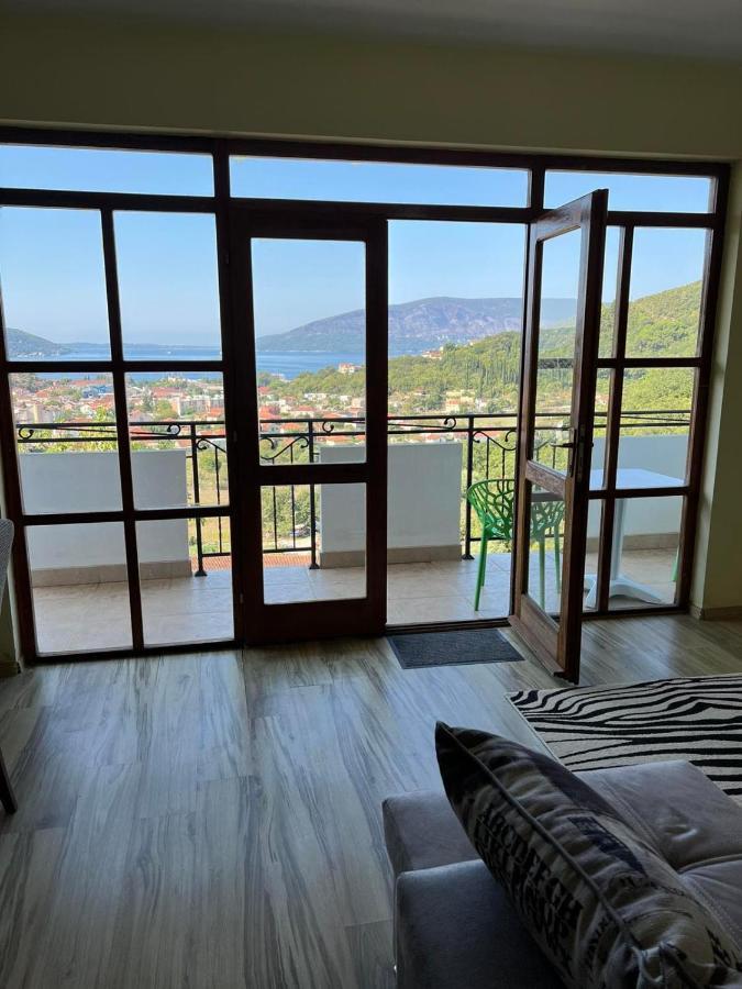 Stunning Adriatic Vista Home Zelenika  Bagian luar foto
